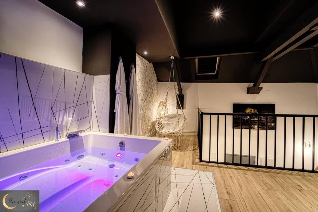 Le Loft Spa Au Coeur De Metz Exterior photo